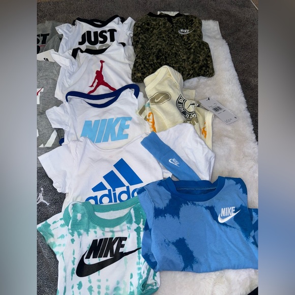Nike / adidas baby bundle - Picture 5 of 5